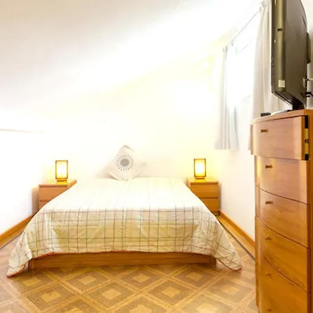 4 Bedrooms House With Shared Pool Furnished Garden And Wifi At 4 Km Away From The Beach コロイオス