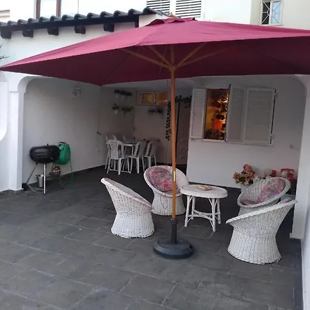 別荘 4 Bedrooms House With Shared Pool Furnished Garden And Wifi At 4 Km Away From The Beach *