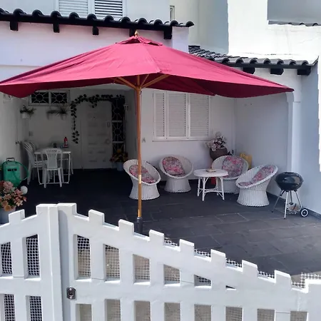 別荘 4 Bedrooms House With Shared Pool Furnished Garden And Wifi At 4 Km Away From The Beach コロイオス
